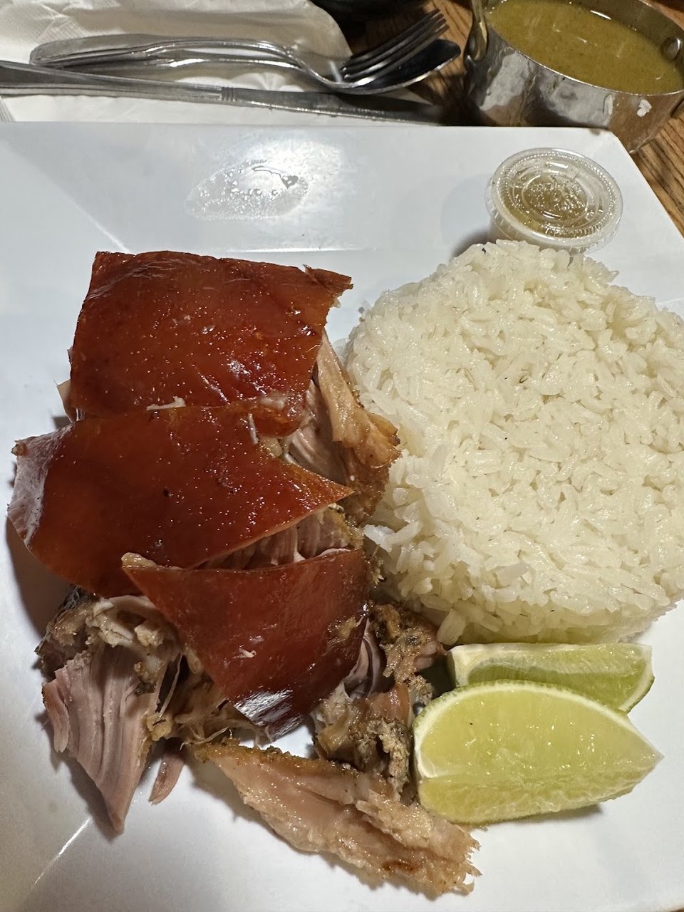 Lunch Pernil